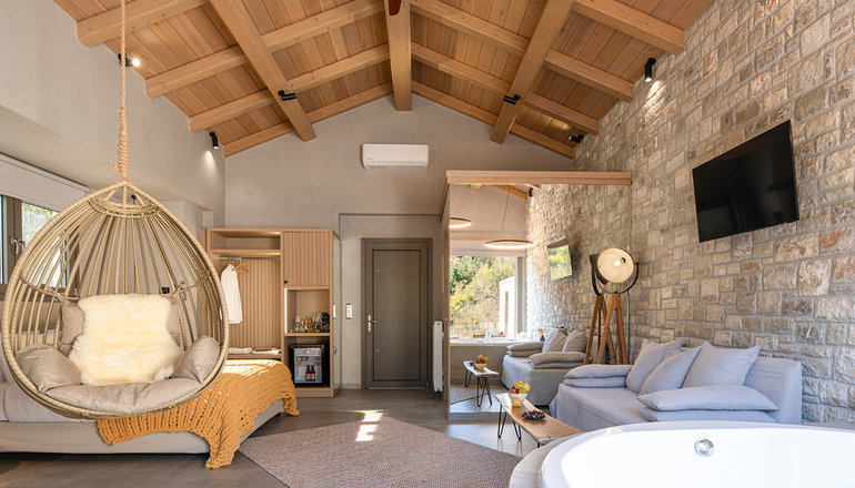 Evora Suites - Γαύρος, Καρπενήσι