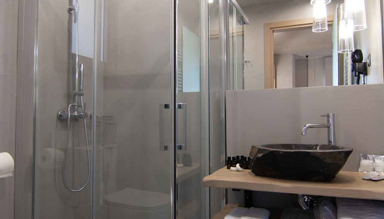 Evora Suites - Γαύρος, Καρπενήσι