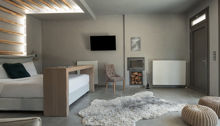 Evora Suites - Γαύρος, Καρπενήσι