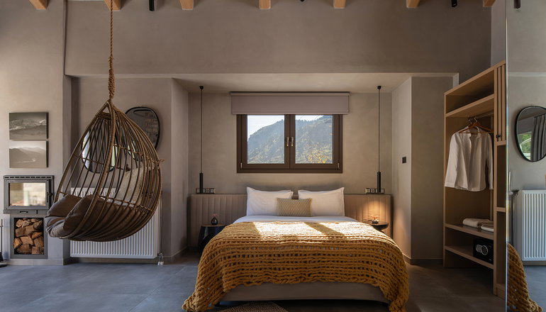 Evora Suites - Γαύρος, Καρπενήσι