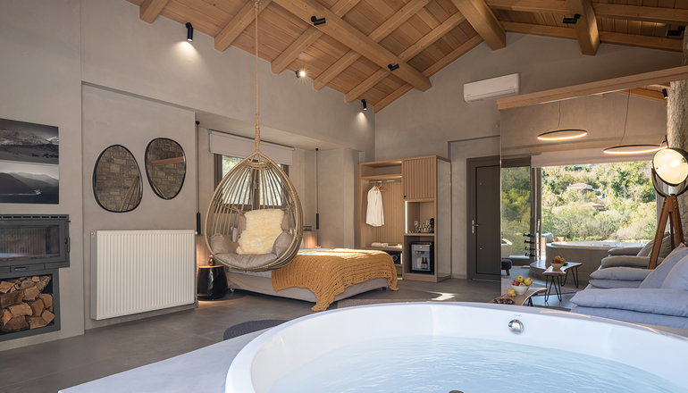 Evora Suites - Γαύρος, Καρπενήσι