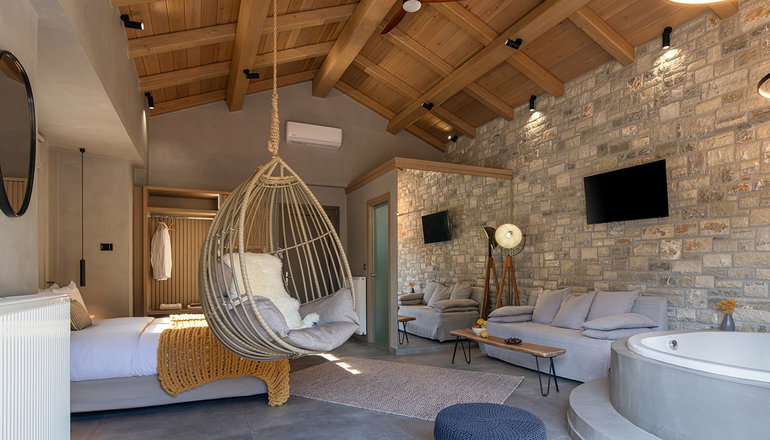 Evora Suites - Γαύρος, Καρπενήσι