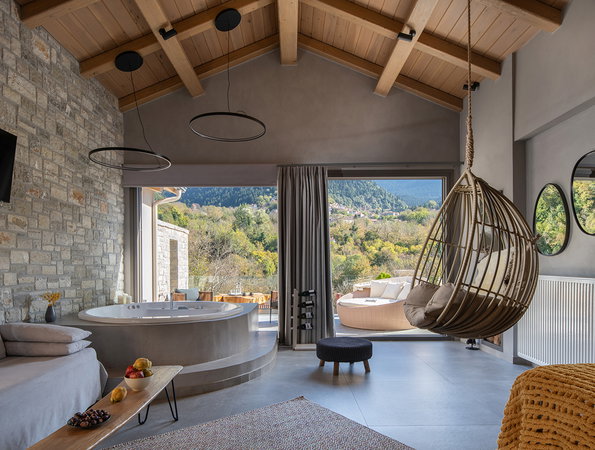 Evora Suites - Γαύρος, Καρπενήσι