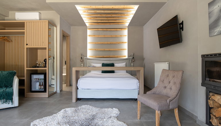 Evora Suites - Γαύρος, Καρπενήσι