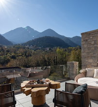Evora Suites - Γαύρος, Καρπενήσι