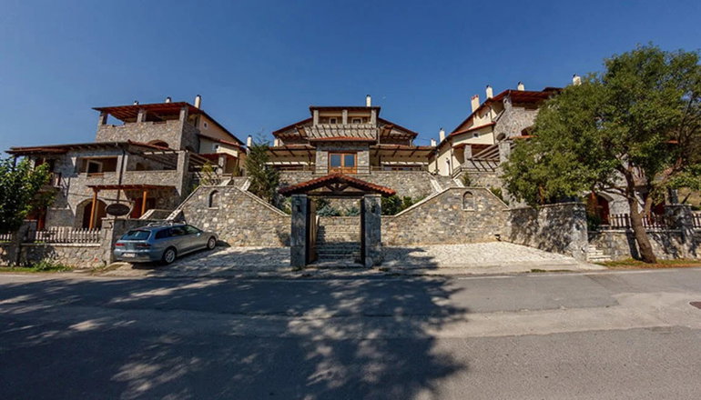 Grand Vytina Hotel & Suites - Βυτίνα