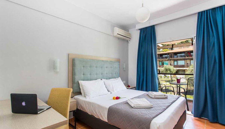 Coral Blue Beach Hotel -  Γερακινή, Χαλκιδική