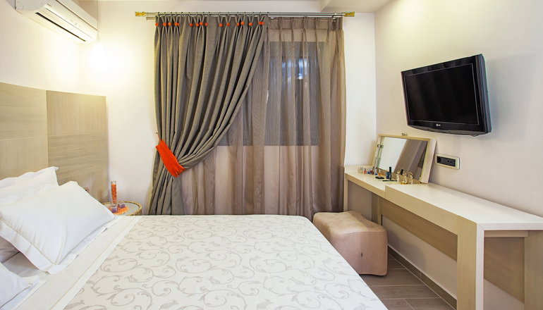 4* Core Hotels