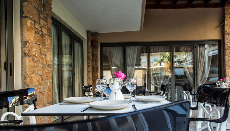 4* Core Hotels
