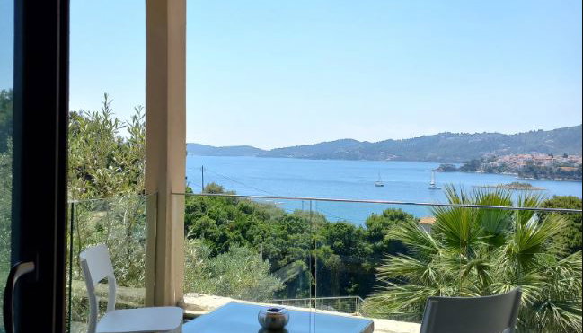 Core Luxury Suites - Σκιάθος