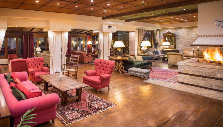 Country Club Hotel & Suites - Μικρό Χωριό, Καρπενήσι