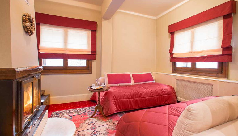 Country Club Hotel & Suites - Μικρό Χωριό, Καρπενήσι