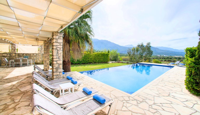 Cretan Mansion