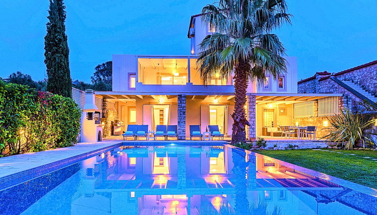 Cretan Mansion