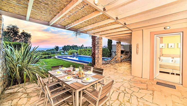 Cretan Mansion