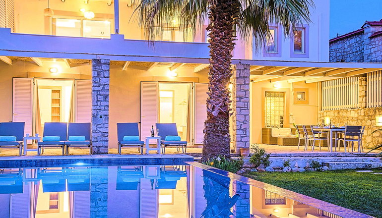 Cretan Mansion