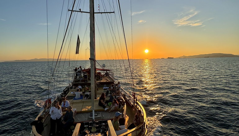 Αγκίστρι, Μονή ή Μετώπη, Αίγινα - Ημερήσια Κρουαζιέρα