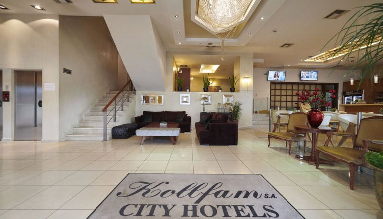 Crystal City Hotel