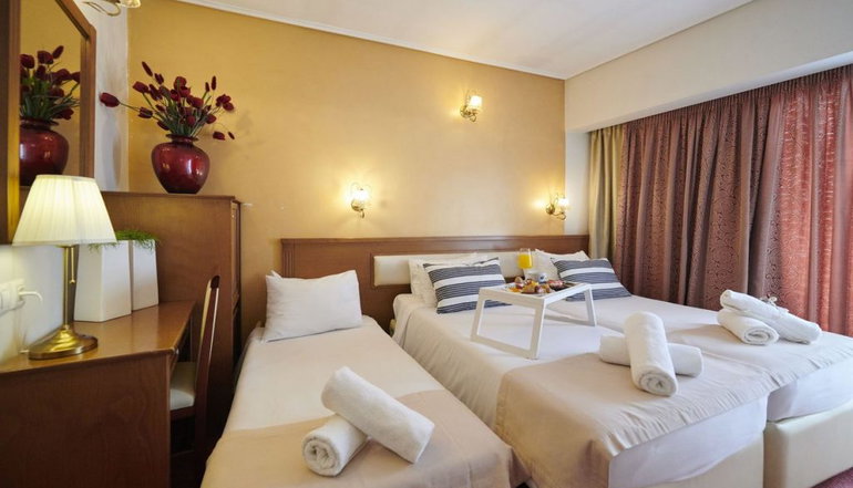 Crystal City Hotel