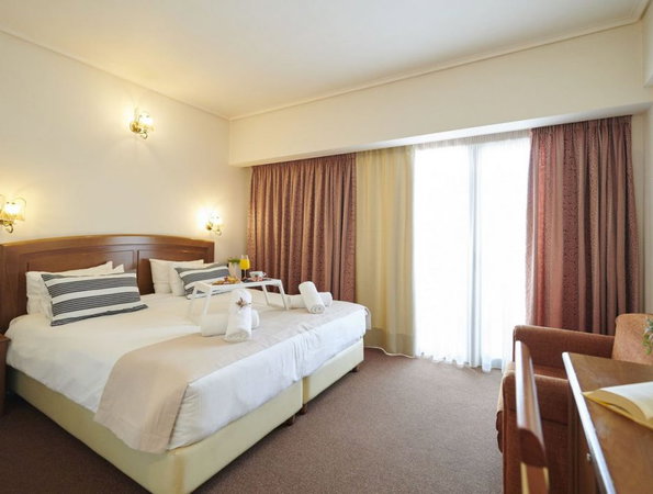 Crystal City Hotel