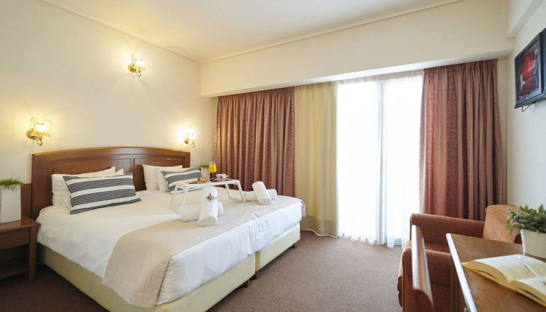 Crystal City Hotel