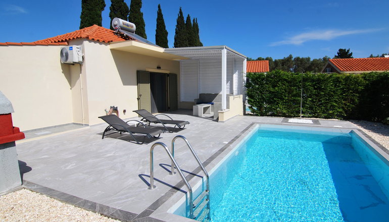 Cypress Garden Villas - Σβορωνάτα, Κεφαλονιά