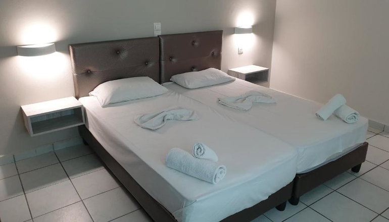 Daisy Hotel