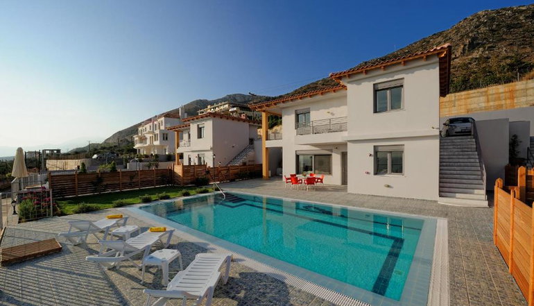 Danae's Luxury Villas