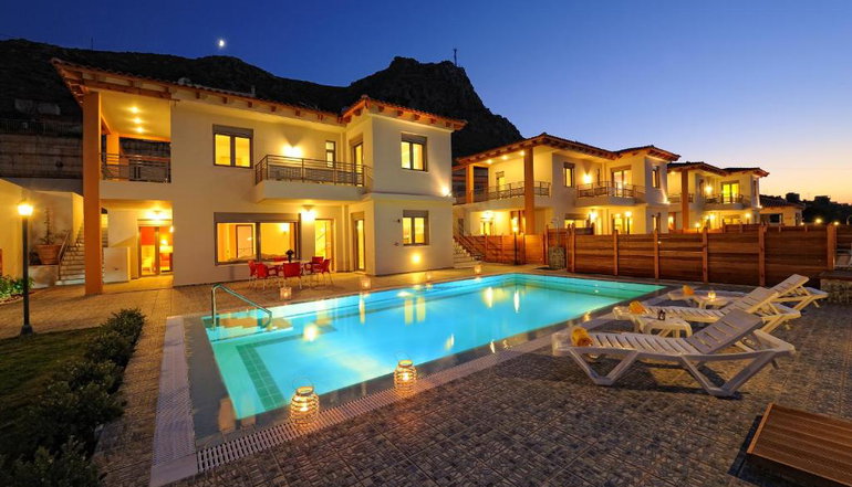 Danae's Luxury Villas