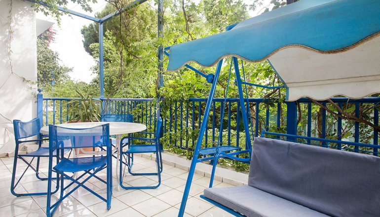 Daphne's Club Hotel Apartments