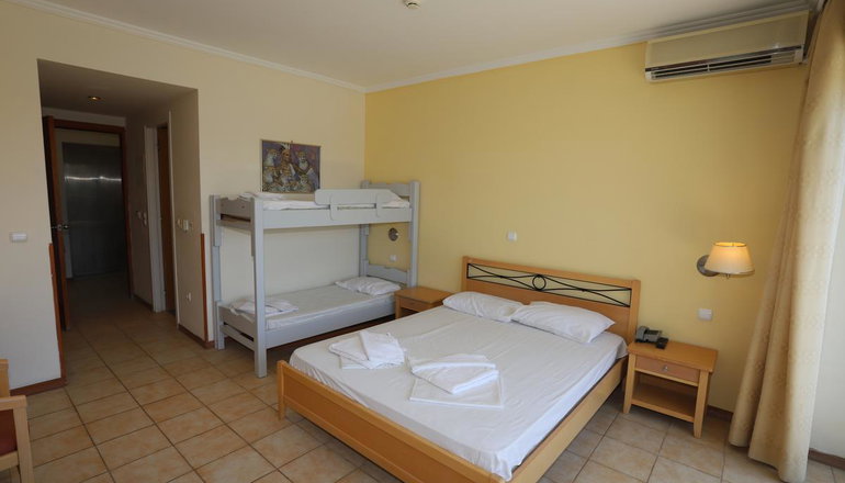 Dassia Holiday Club