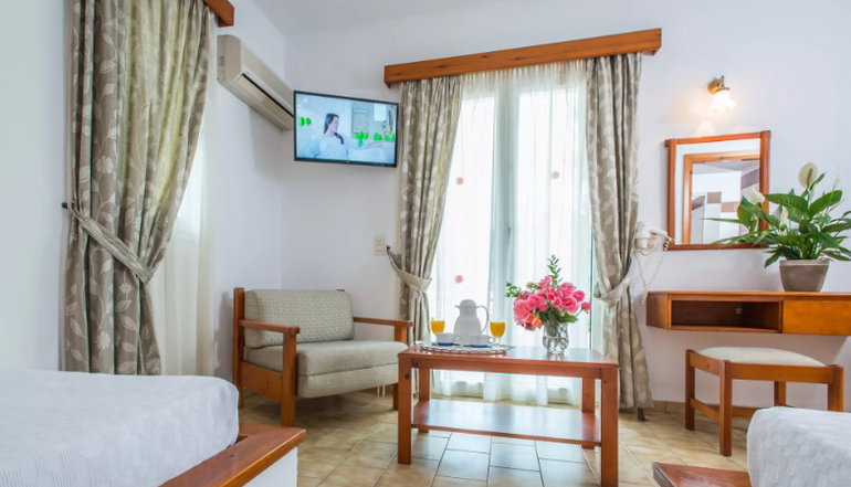 Delfinia Hotel & Bungalows - Μόλυβος, Λέσβος