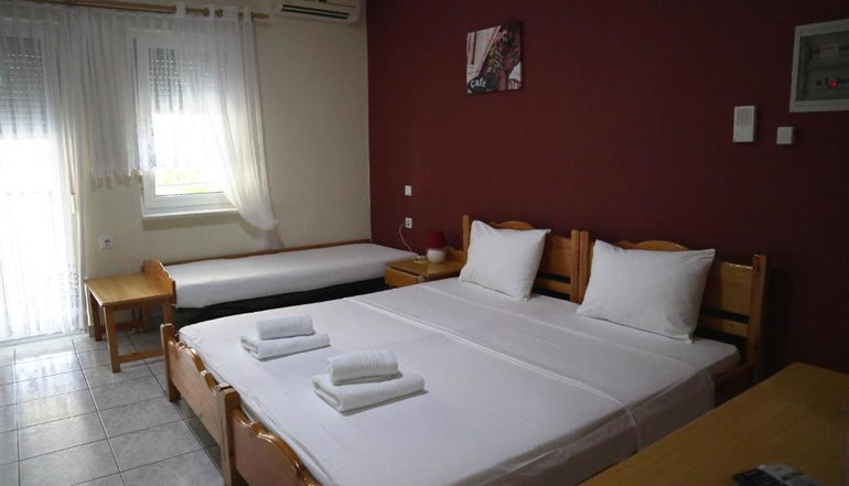 Delphin Rooms Sivota