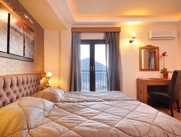 Deluxe Hotel Anesis