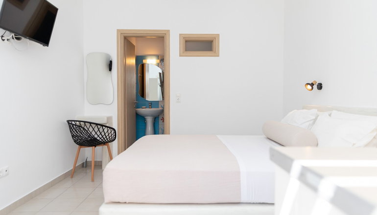 Depis Place Studios & Apartments