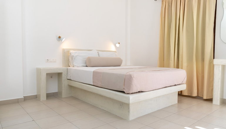 Depis Place Studios & Apartments