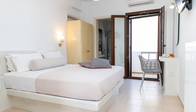 Depis Place Studios & Apartments