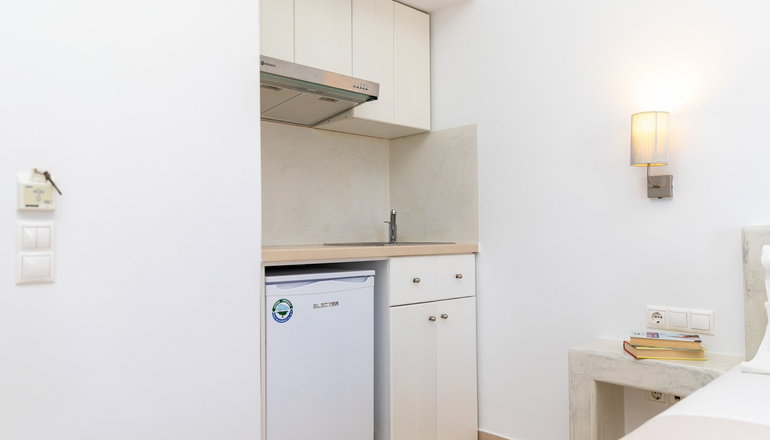 Depis Place Studios & Apartments