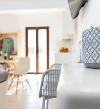 Depis Place Studios & Apartments