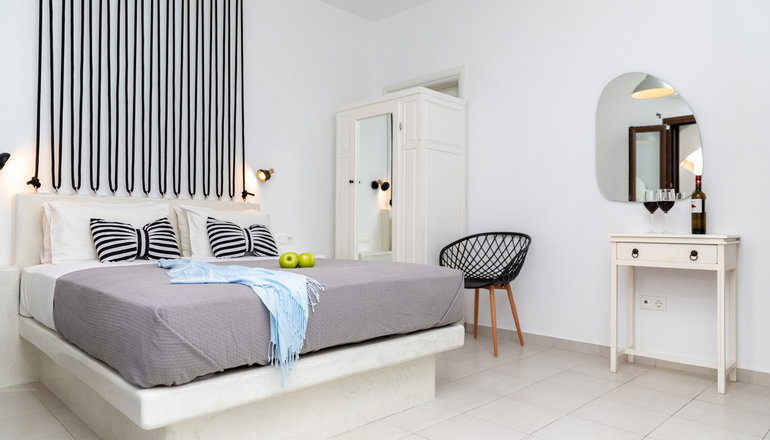 Depis Place Studios & Apartments