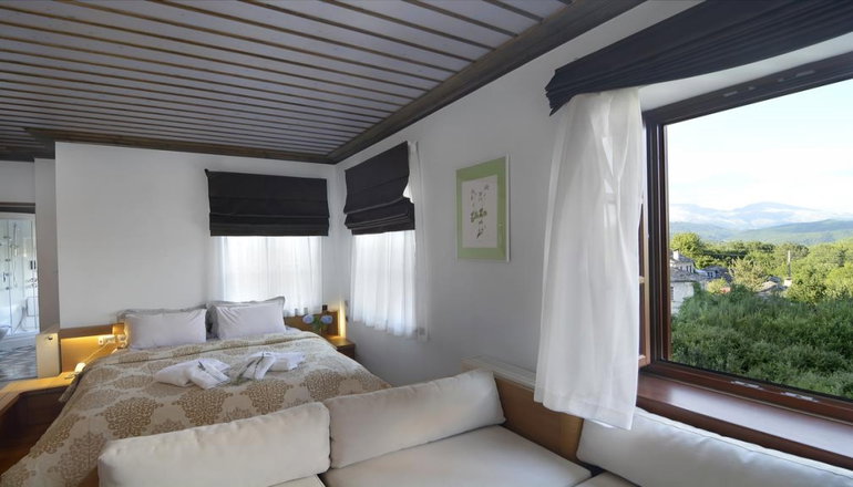 4* Dilofo Hotel Luxury Suites