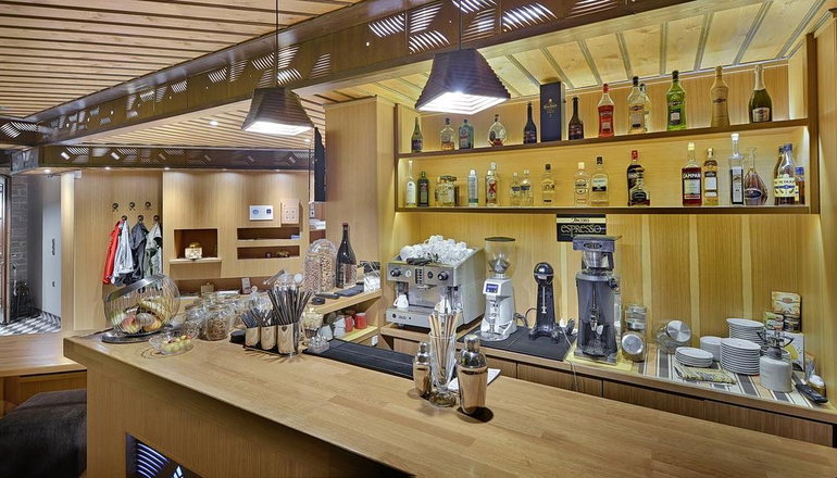 4* Dilofo Hotel Luxury Suites