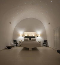 Dimitrios Cave House