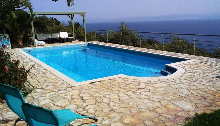 Dio Guesthouses Leonidio