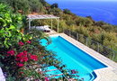 Dio Guesthouses Leonidio