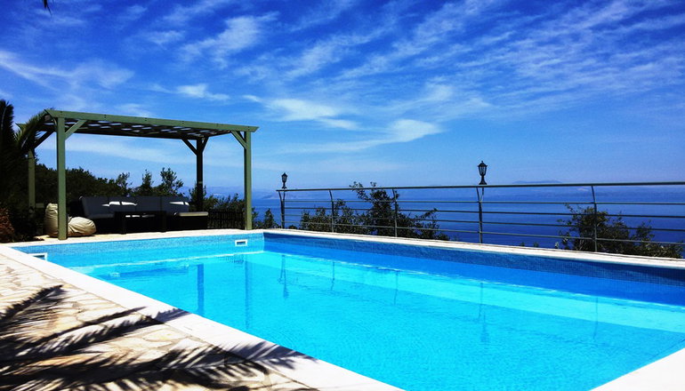 Dio Guesthouses Leonidio