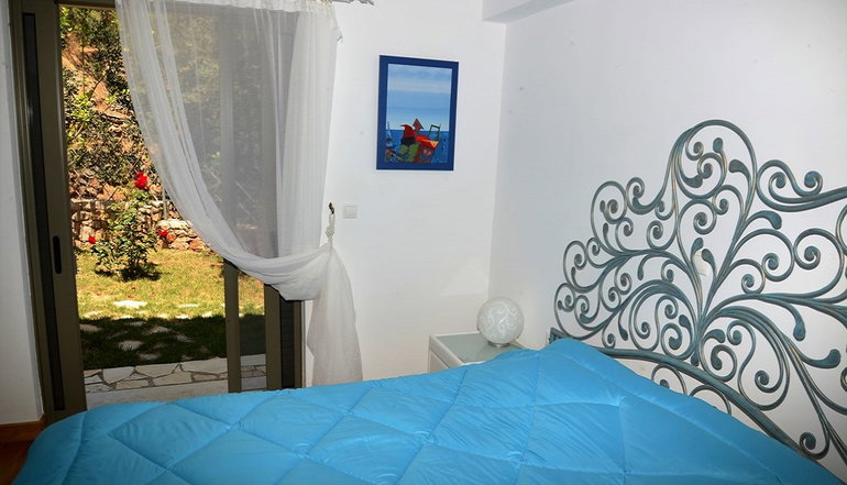 Dio Guesthouses Leonidio