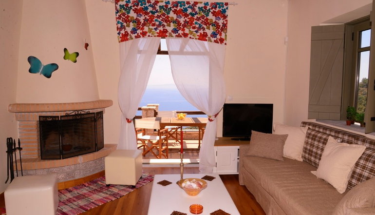 Dio Guesthouses Leonidio