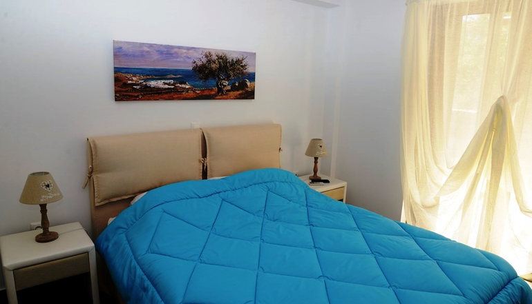 Dio Guesthouses Leonidio