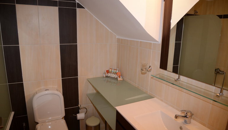 Dio Guesthouses Leonidio